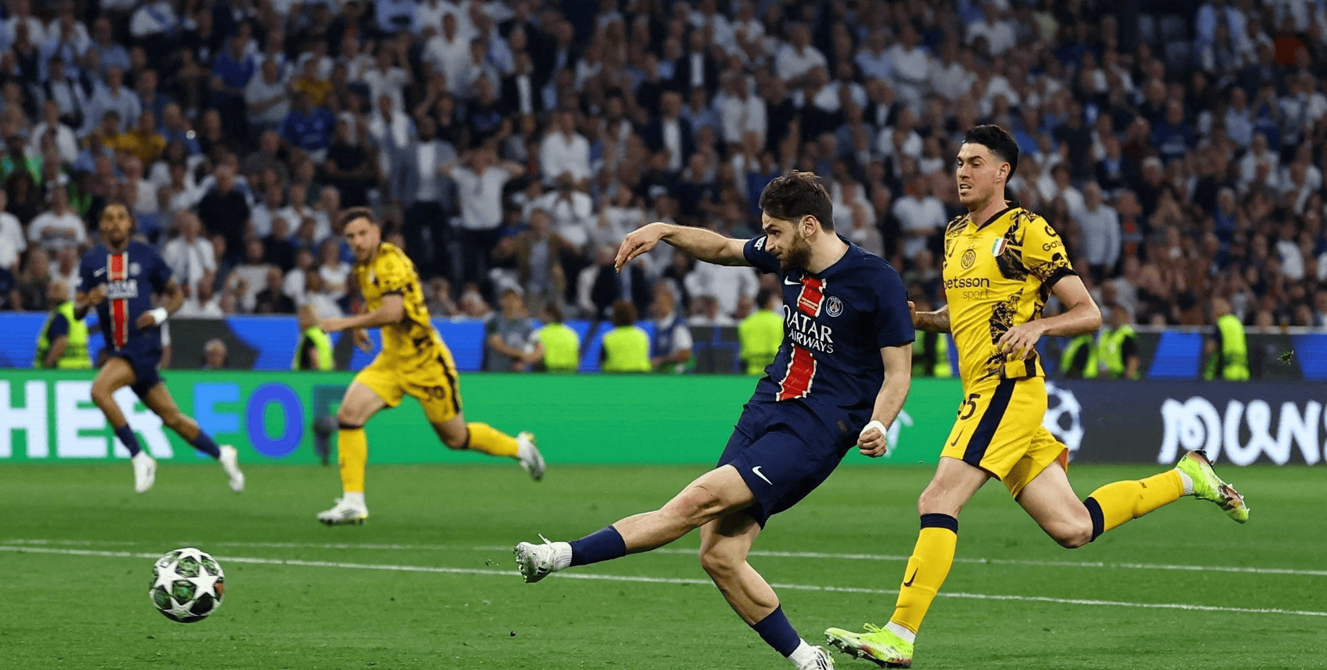 包含从尤文图斯篮板制胜到今夜巴黎圣日耳曼更衣室发声,成都蓉城官宣签约的词条 包含从尤文图斯篮板制胜到今夜巴黎圣日耳曼更衣室发声,成都蓉城官宣签约的词条