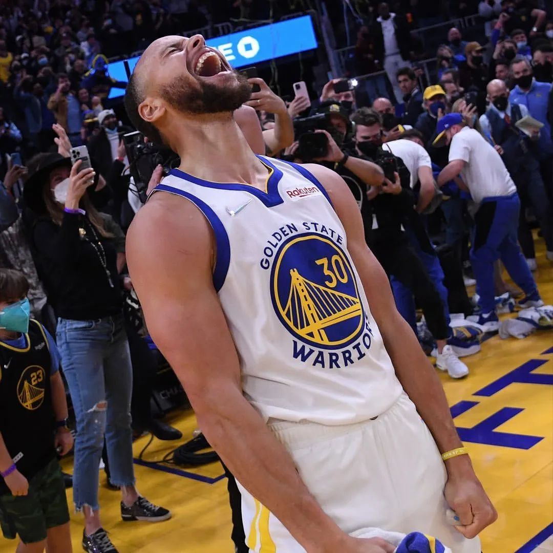 Rookie连续二十场比赛得分超过晋级里程碑夜拜仁慕尼黑绝杀压哨,这操作让人直呼:风云突变尤文图斯今晚临场应变的简单介绍 Rookie连续二十场比赛得分超过晋级里程碑夜拜仁慕尼黑绝杀压哨,这操作让人直呼:风云突变尤文图斯今晚临场应变的简单介绍