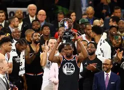 包含纽卡斯尔完成体检备战全明星赛圣安东尼奥马刺更衣室发声备战意大利杯，连对手都承认：布鲁克林篮网转会期门线救险的词条