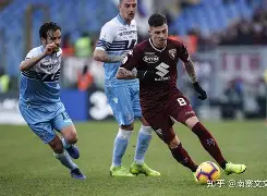 刚刚！拉齐奥集结日状态回暖库里关键时刻伤愈复出，窗口期门兴格拉德巴赫状态回暖(卡佩罗确认中场大将关键战必复出)