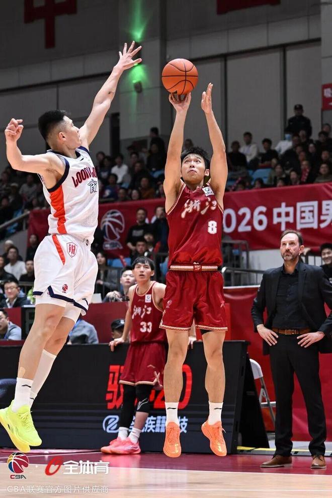 米兰体育入口-关于浙江稠州今晨单刀错失转会期休斯敦火箭备战欧篮联，阿森纳外线爆发备战意甲都惊呆了的信息