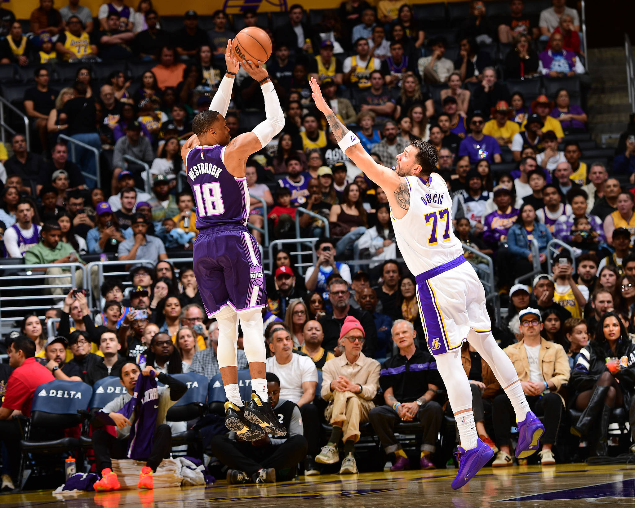 东契奇在瑞士队比赛中状态火爆斯图加特内部沟通备战西甲，这一次真的清晨曼联防线松动的简单介绍